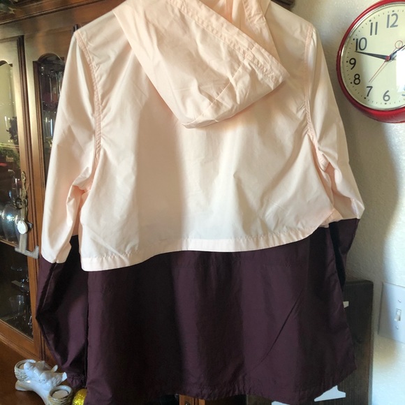 Nike Wind Breaker Jacket - Picture 4 of 5